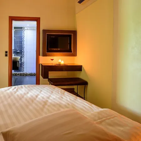 Lume Athens-3